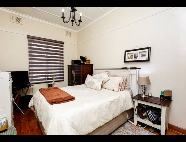 3 BEDROOM FREEHOLD FOR SALE IN GLENWOOD
